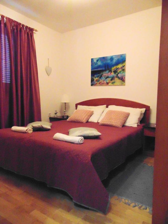 Apartments Petra Biograd Na Moru Exterior foto